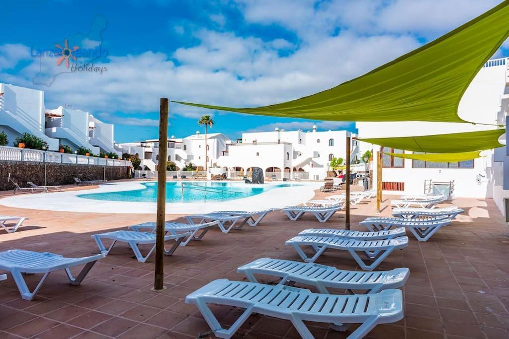 Vivienda Vacacional El Descanso Costa Teguise Exterior foto